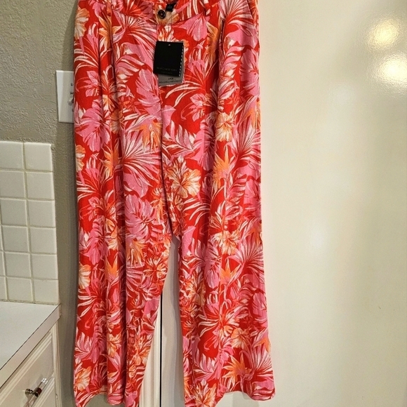 NWT Marc New York Linen Pull on Pant Elastic Waist Wide Leg Red Palm. Large - Picture 6 of 14